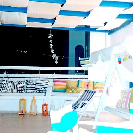 Dom wakacyjny 2 Bedrooms House With Sea View Furnished Terrace And Wifi At Monolithos *