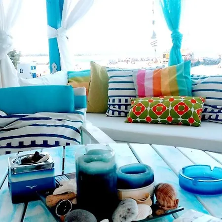 Dom wakacyjny 2 Bedrooms House With Sea View Furnished Terrace And Wifi At Monolithos *